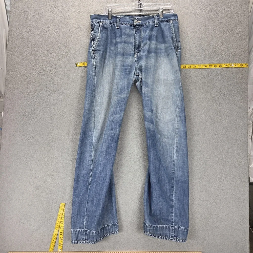 Vintage Levis Engineered Jeans Mens Blue Twisted Medium Wash Zip Fly Fits 34x32